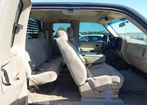 2002 Chevrolet Silverado 1500 Ls из США, поврежденный, VIN 2GCEC19VX21165434